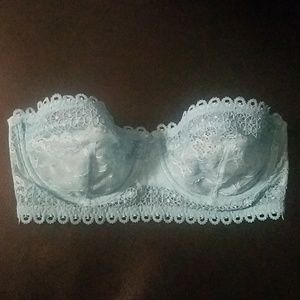 BRAND NEW Strapless Unlined VS Bra